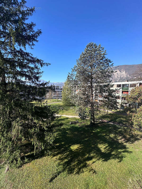 Appartement à MEYLAN