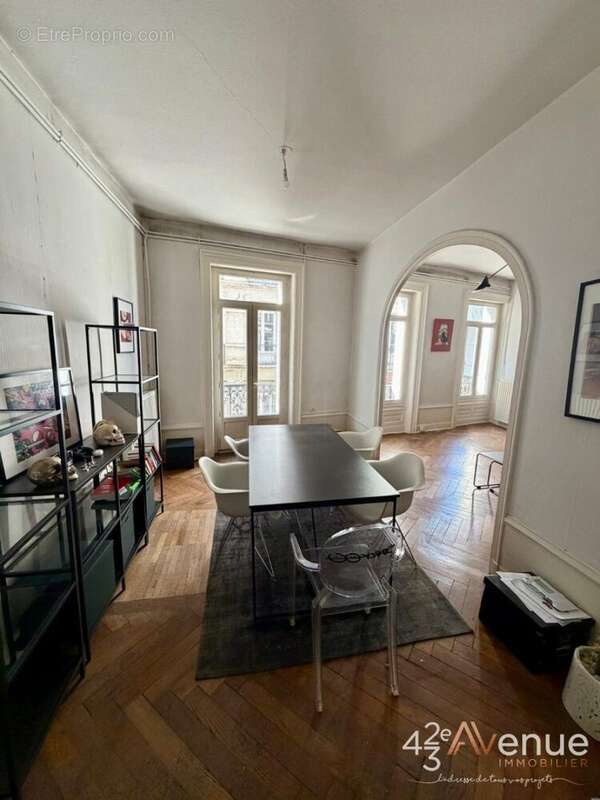 Appartement à SAINT-ETIENNE