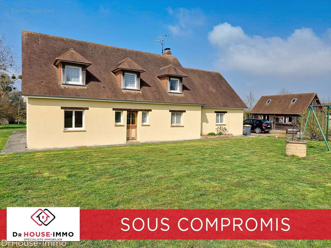 Maison à CREVECOEUR-EN-AUGE