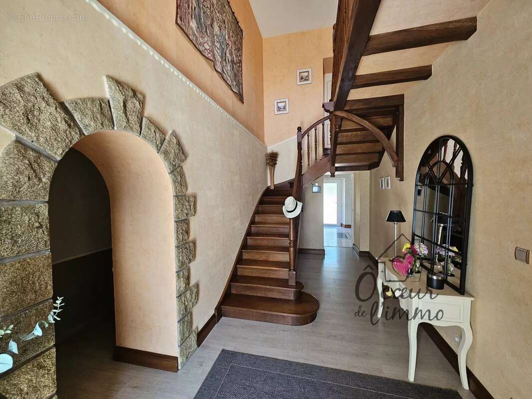 Maison à LE MAY-SUR-EVRE