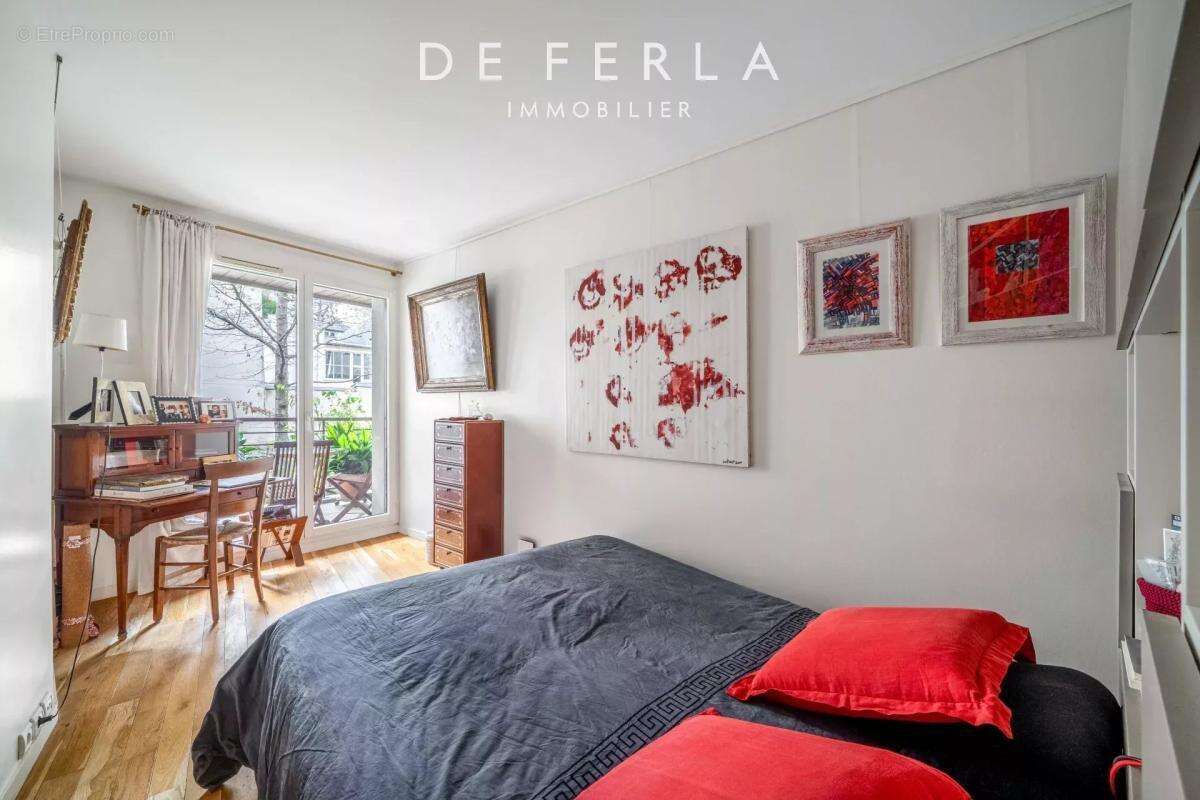 Appartement à PARIS-6E