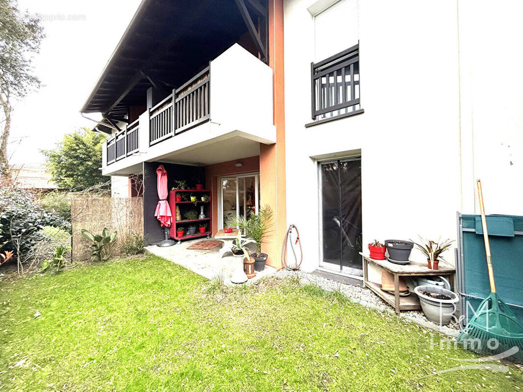 Appartement à TOSSE