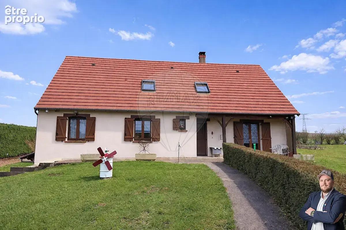 Maison à COSNE-COURS-SUR-LOIRE