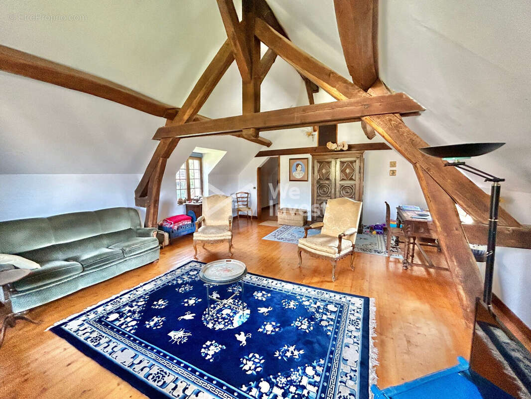 Maison à JOUY