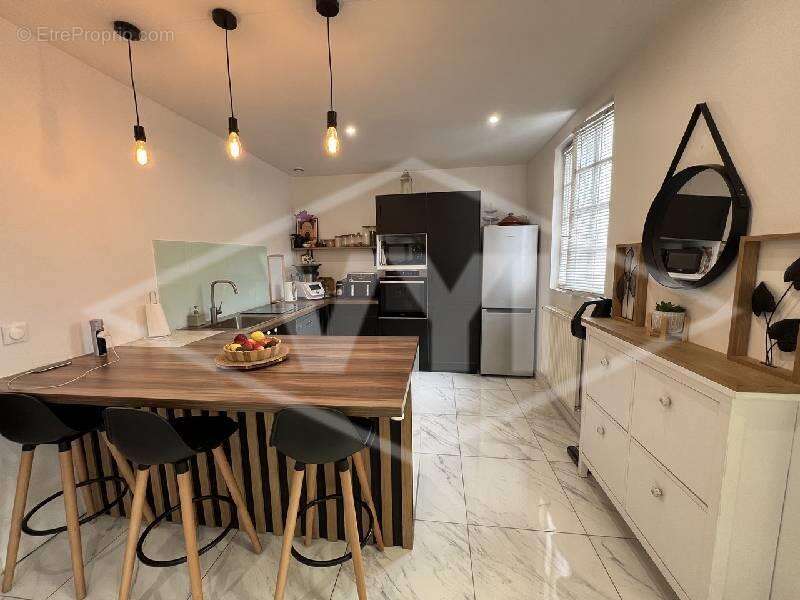 Maison à COMBS-LA-VILLE