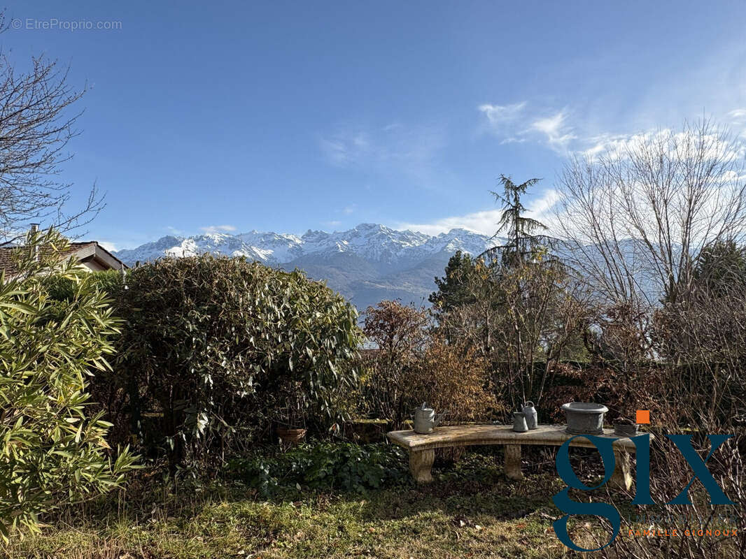 Maison à SAINT-ISMIER