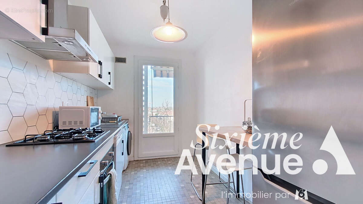 Appartement à BRON