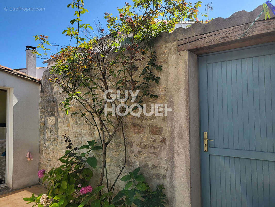 Maison à LA FLOTTE