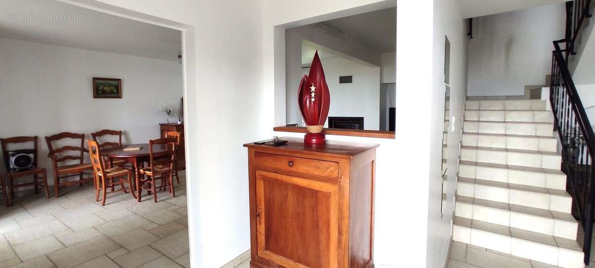 Maison à MORTAGNE-SUR-GIRONDE