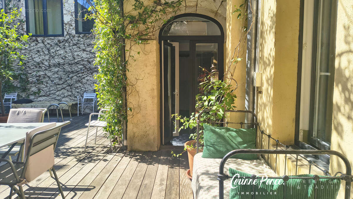 Maison à NIMES