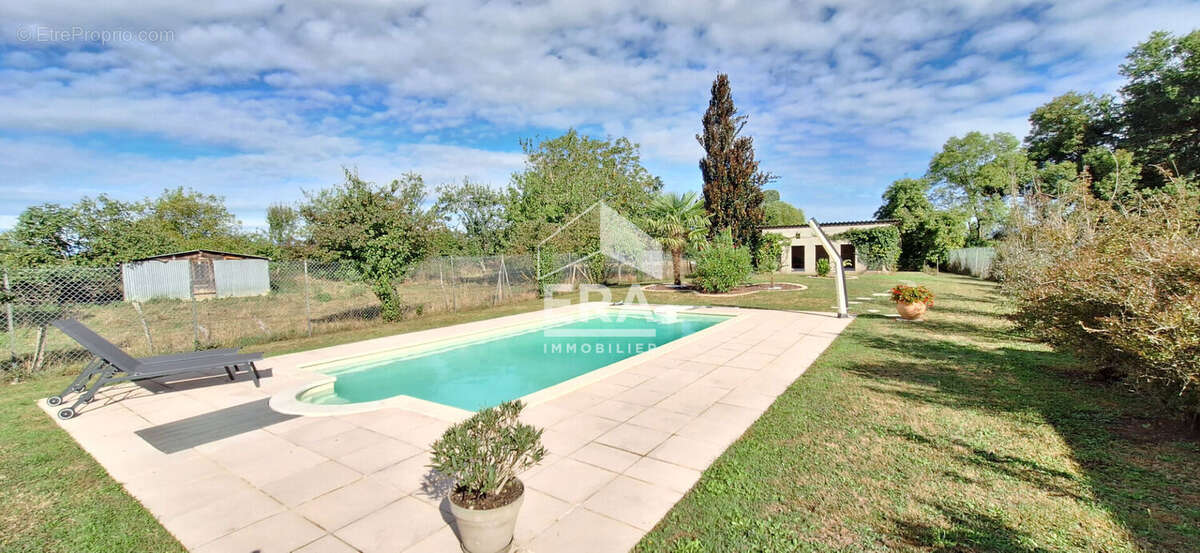 Maison à CONFRANCON