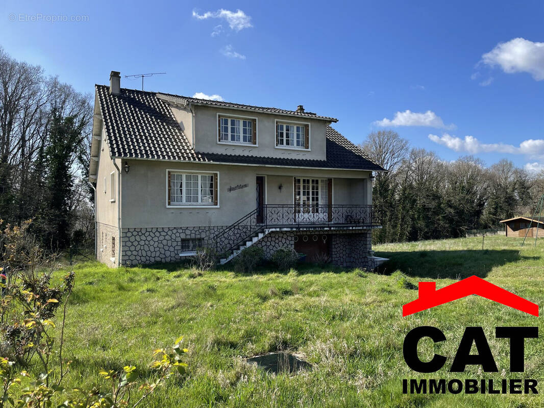 Maison à VERNOU-LA-CELLE-SUR-SEINE