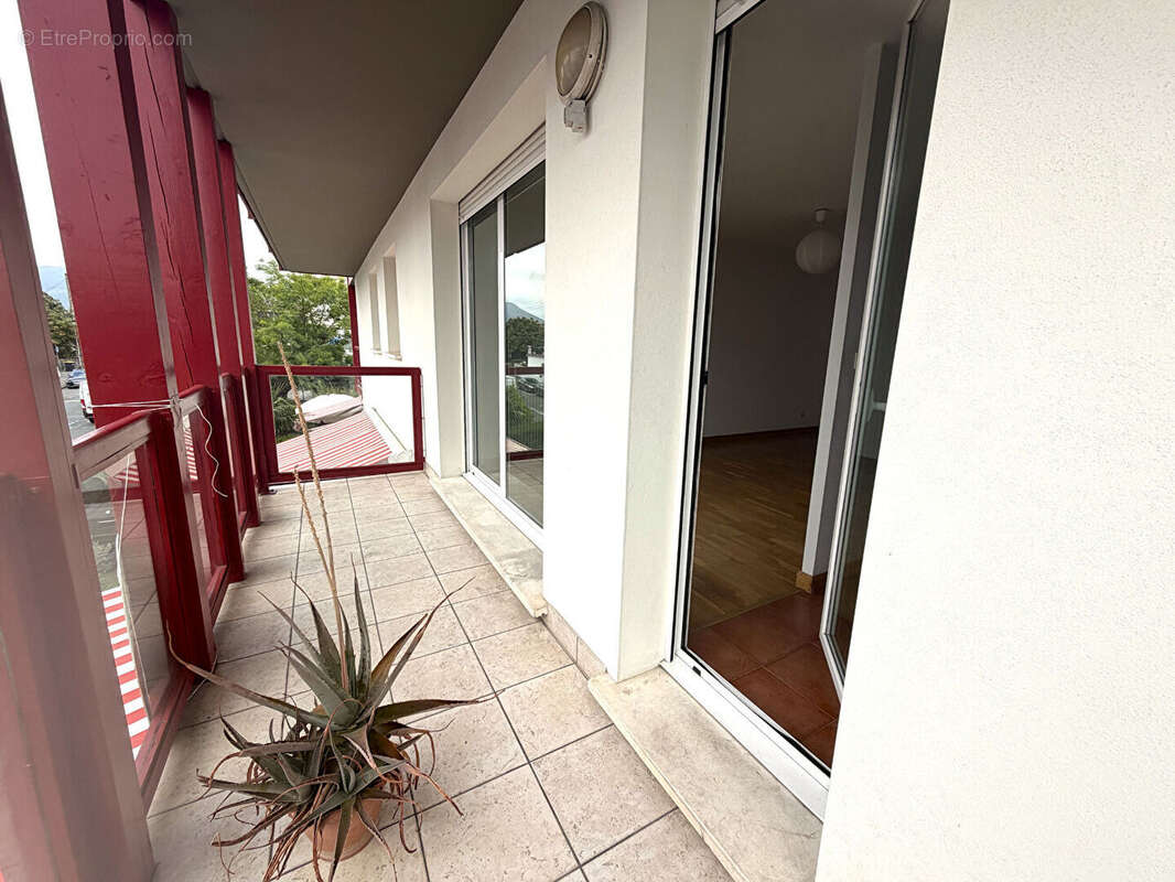 Hendaye, grand appartement 2 pièces 42m2 avec parking et cave - photo 3