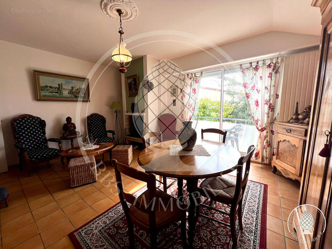 Appartement à AYTRE