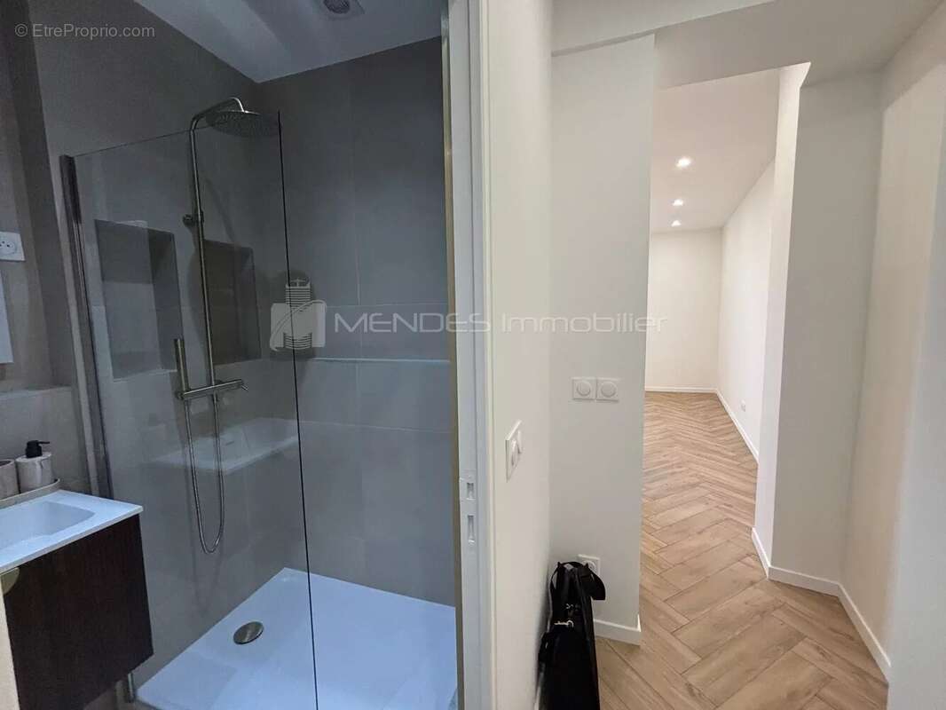 Appartement à la frontière de monaco - photo 12