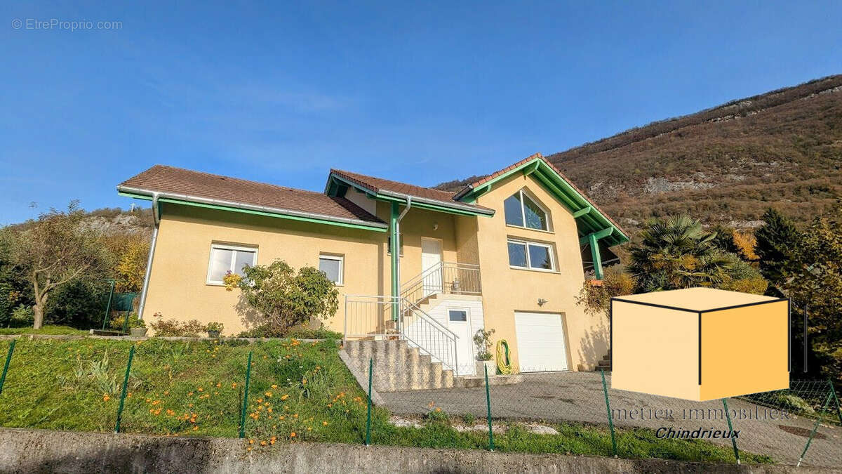 Maison à CHINDRIEUX