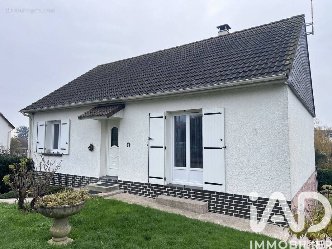 Photo 1 - Maison à VIERZON