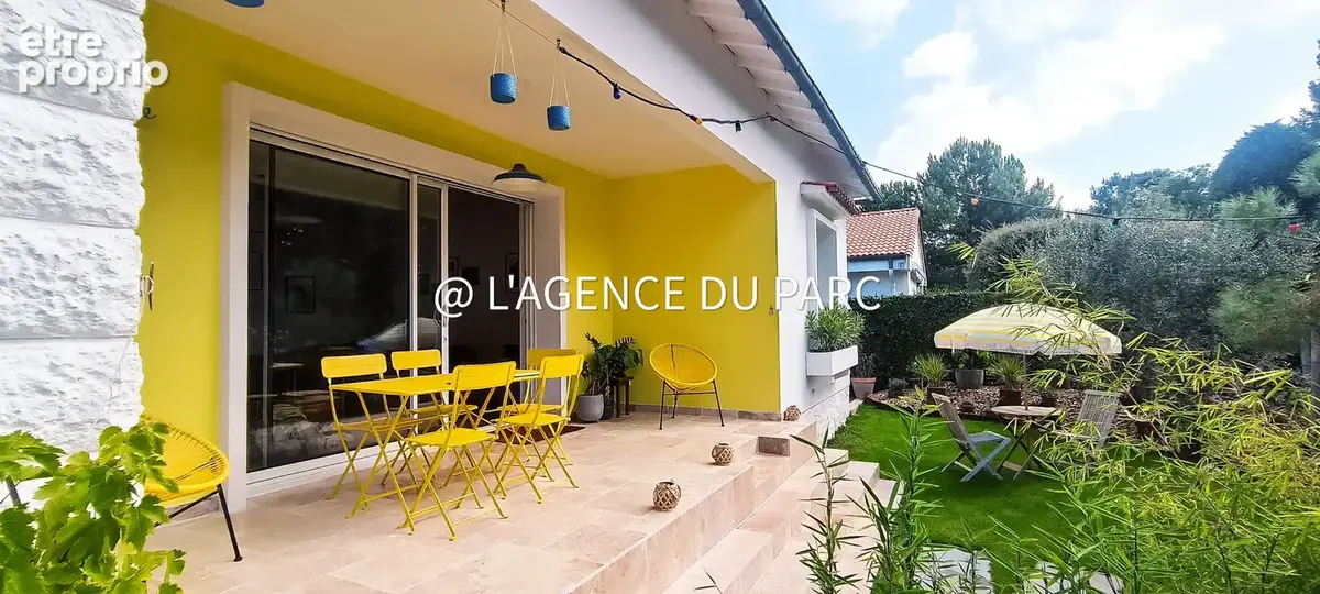 Photo Maison à Saint-Georges-De-Didonne au prix de 720 600€