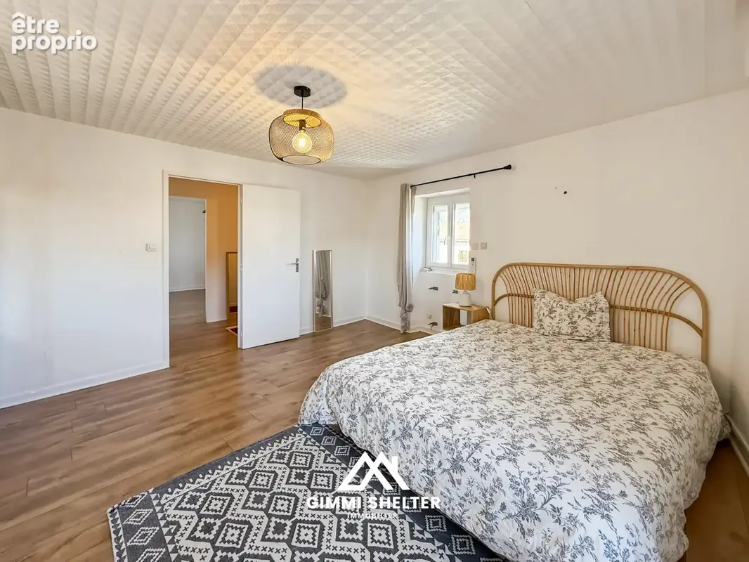 Ceyrat bourg, maison de village 82 m2, 2 chambres, balcon, PAC réversible - photo 11