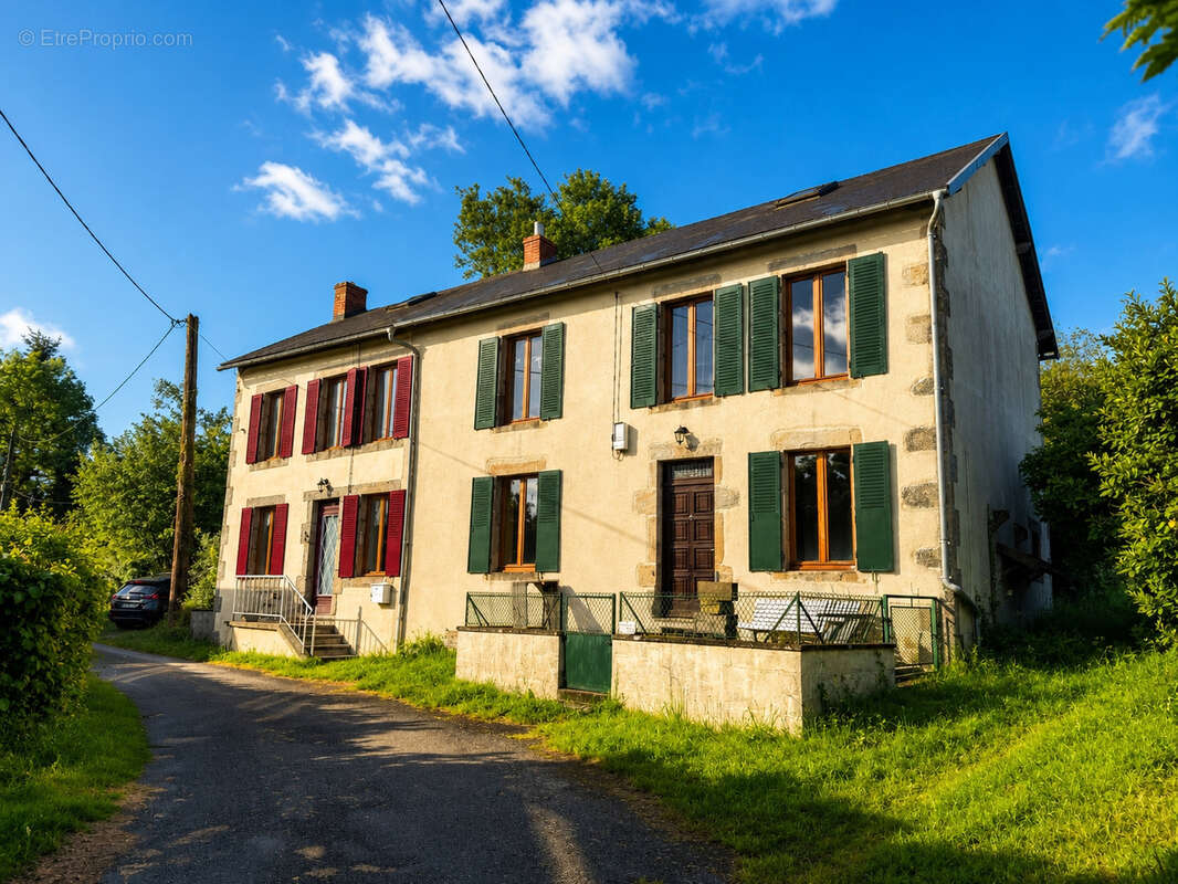 Maison à NEUF-EGLISE