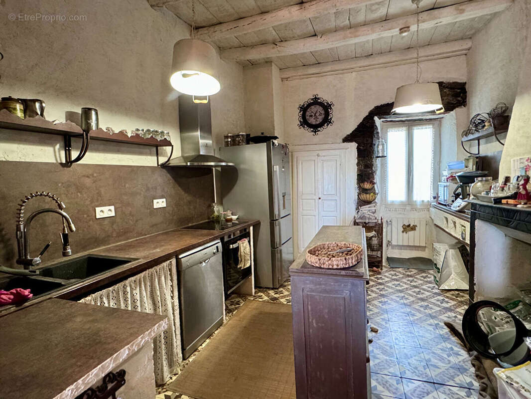 Maison à CASTELLO-DI-ROSTINO