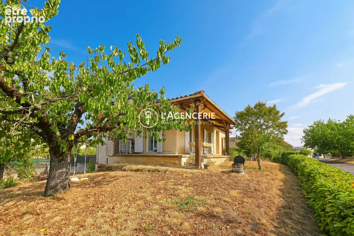 Maison à LESCURE-D'ALBIGEOIS