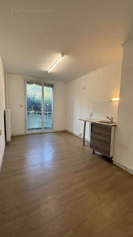 Appartement à PORT-DE-BOUC