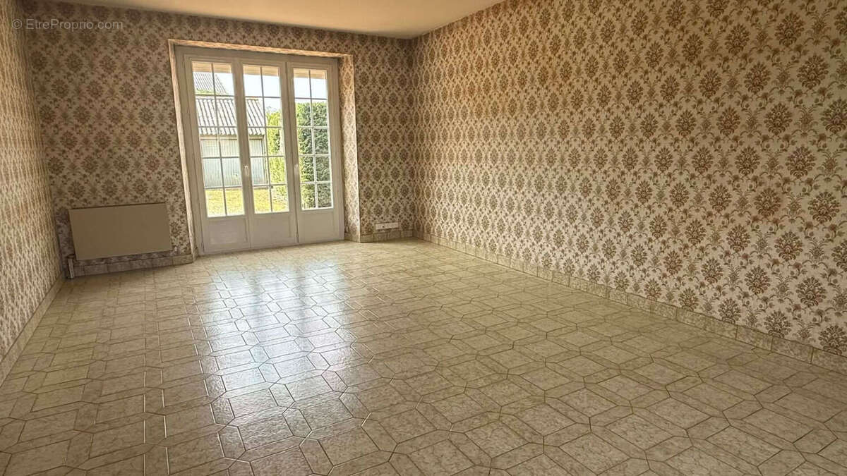 Maison à THORIGNE-SUR-DUE