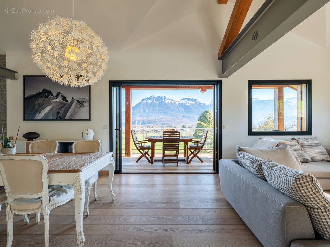 Maison à SAINT-JORIOZ