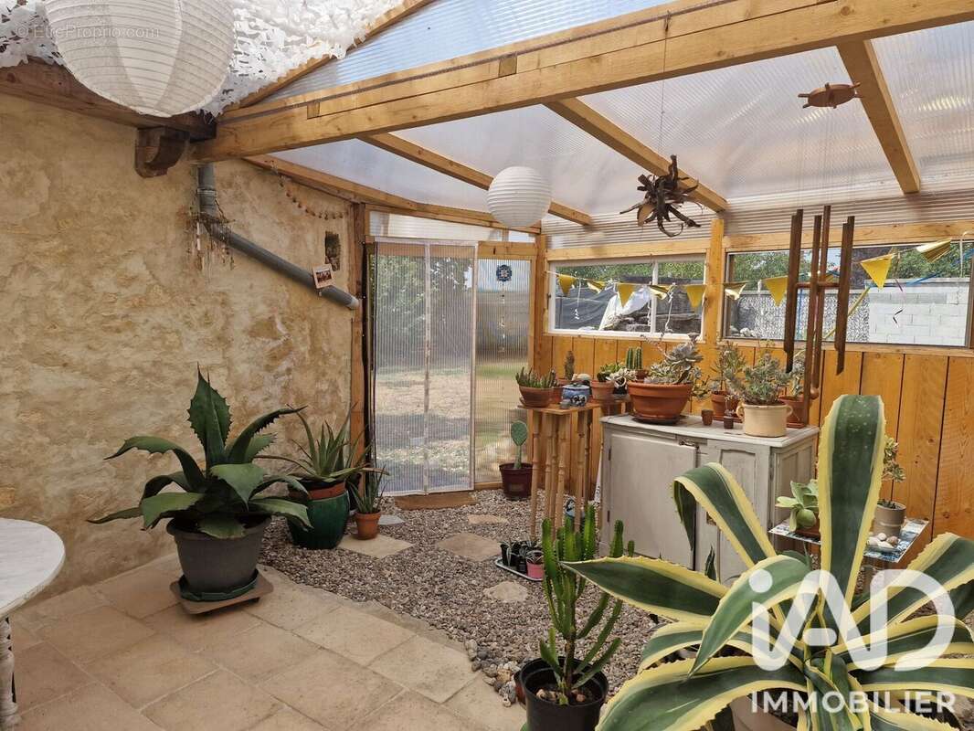 Maison 130 m² à Mareuil  - photo 5