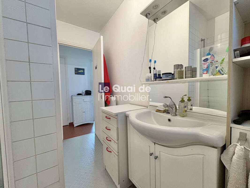 Appartement à FONTAINE