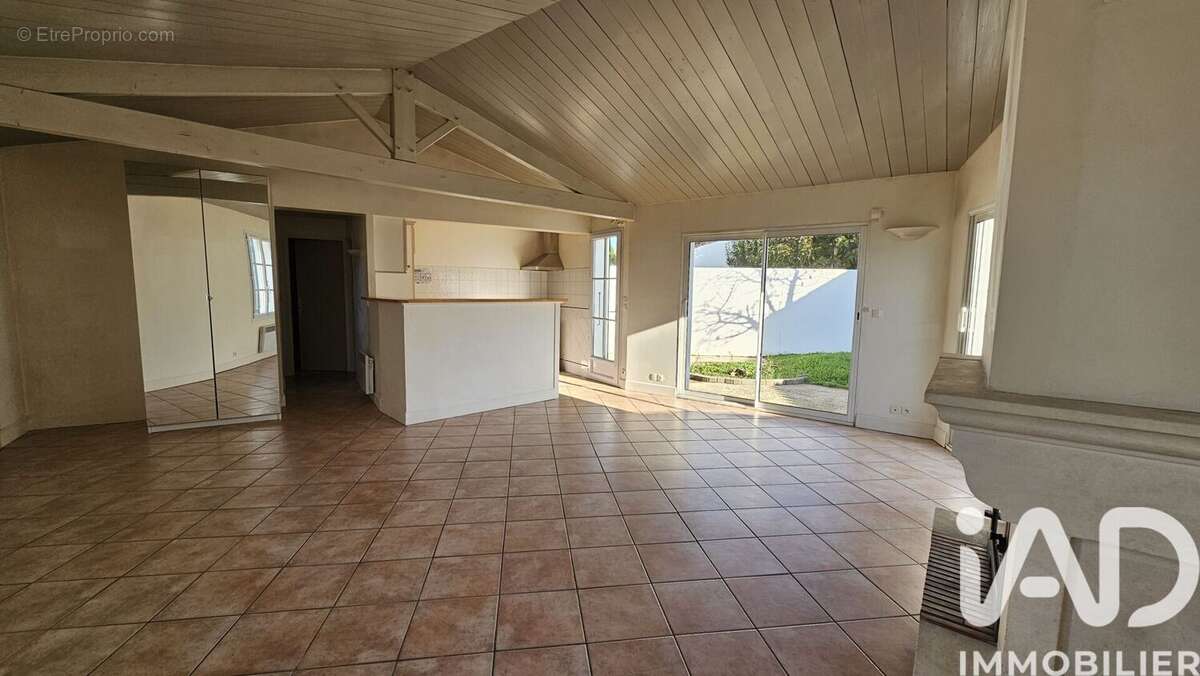 Photo 3 - Maison à LA FLOTTE