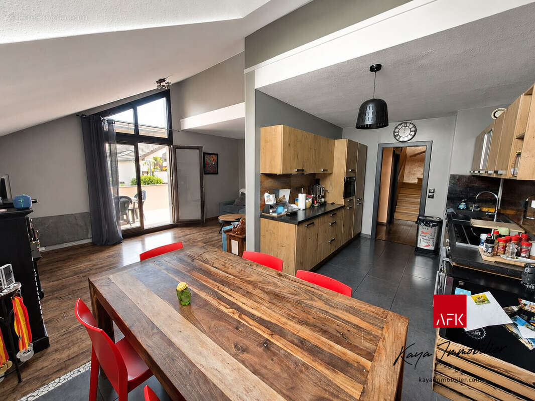 Appartement à AMBILLY