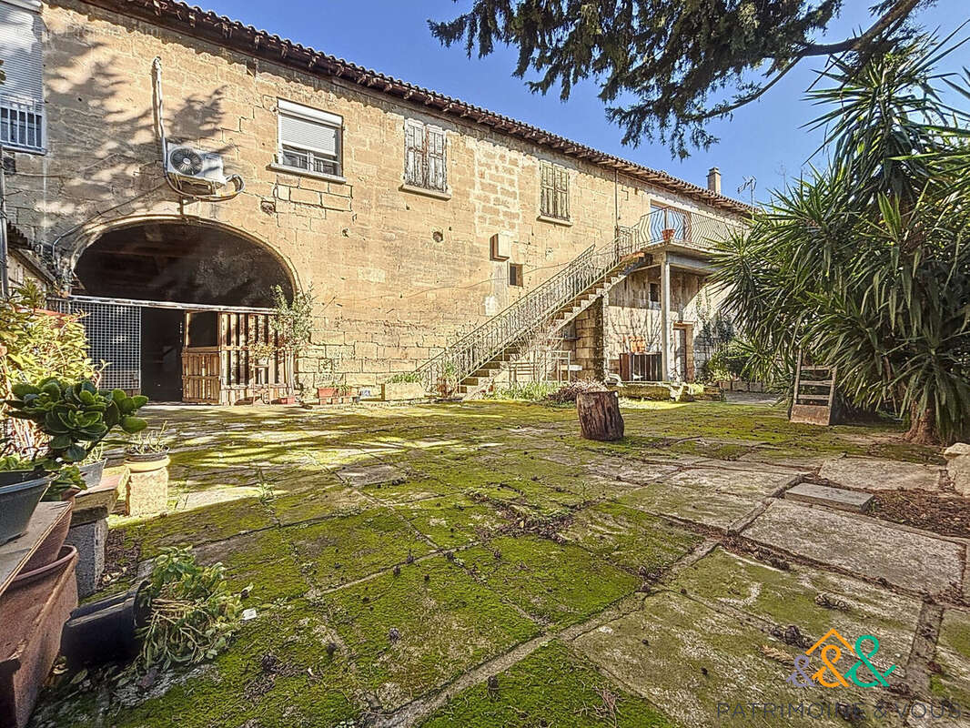 Appartement à BEAUCAIRE