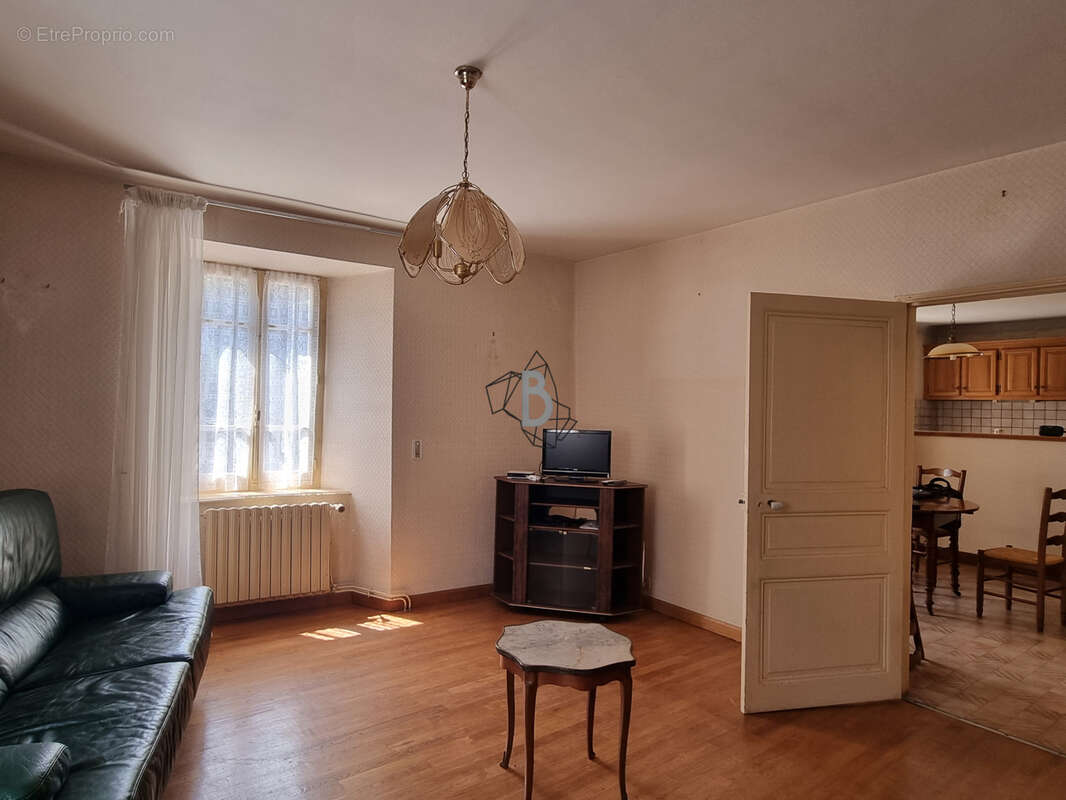 Maison à LA SELVE