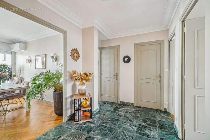 Appartement à LYON-6E