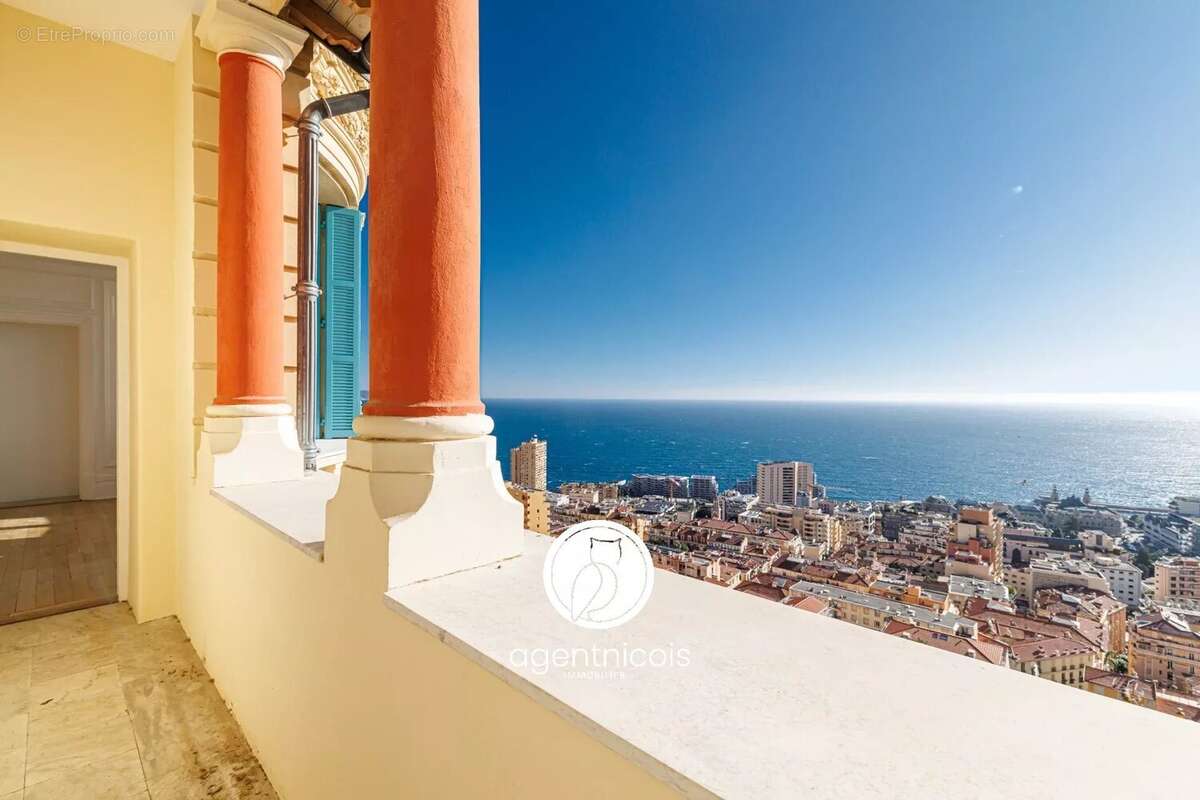 Appartement à BEAUSOLEIL