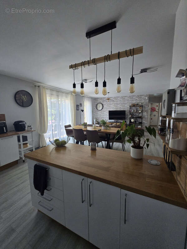 Maison à CAMPS-LA-SOURCE