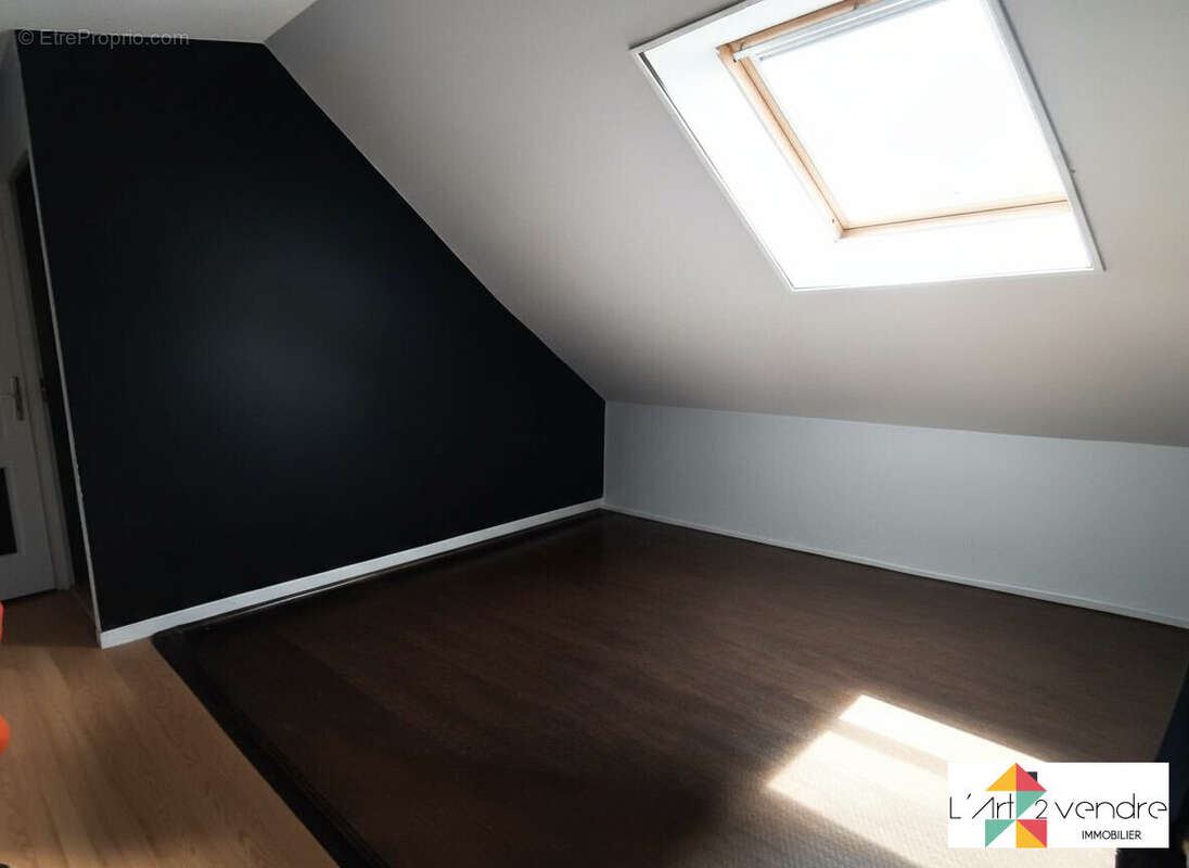 Maison à RIBECOURT-DRESLINCOURT