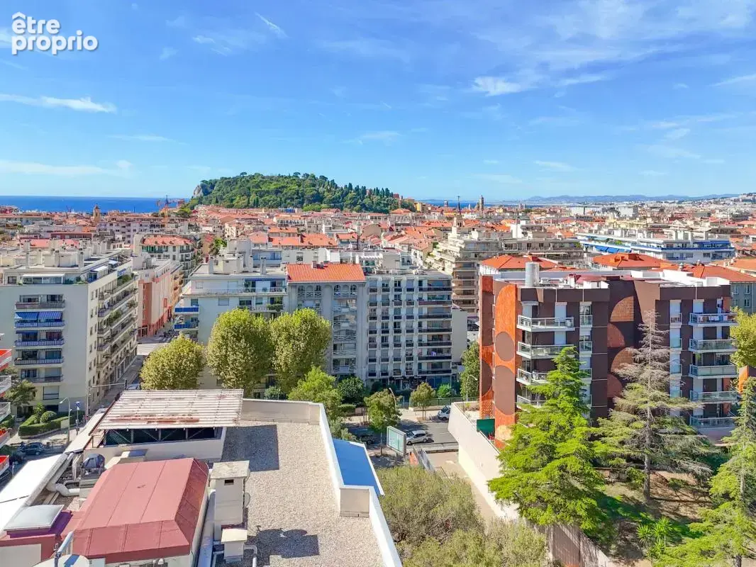Appartement traversant 5 pièces, vue à 360° imprenable - Nice, Quartier Riquier - photo 12