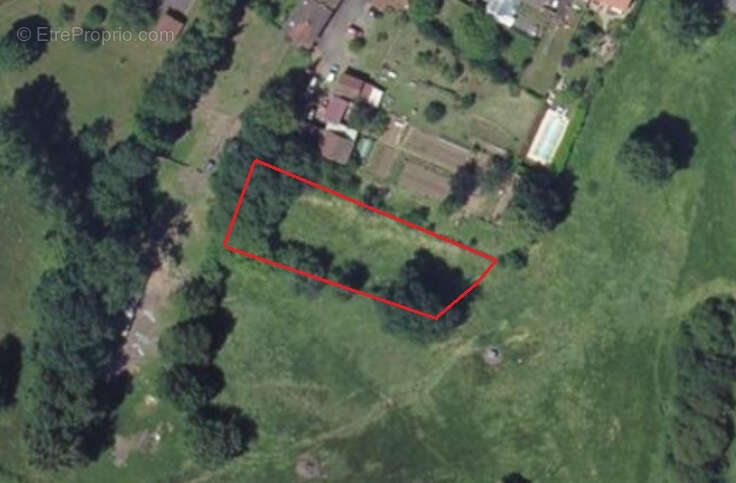 Maison à MEZIERES-SUR-ISSOIRE