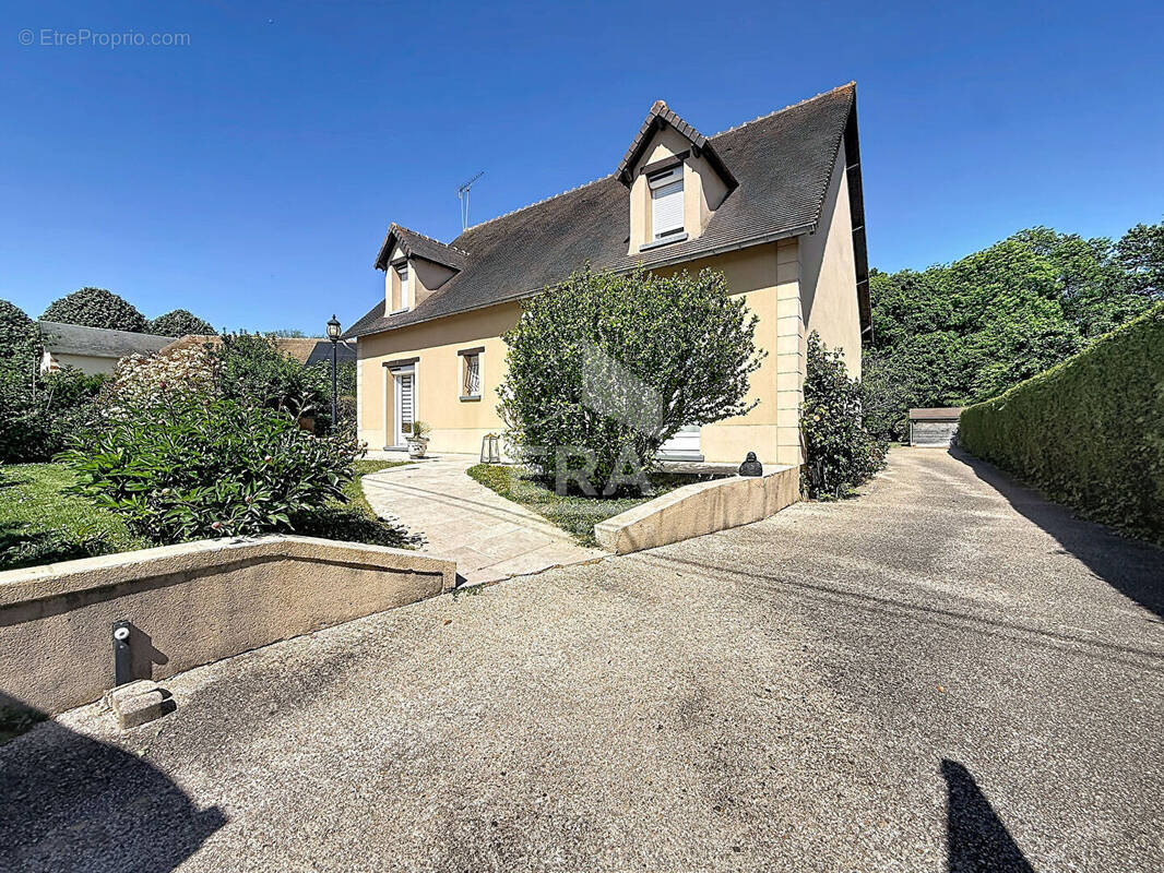Maison à ANGERVILLE