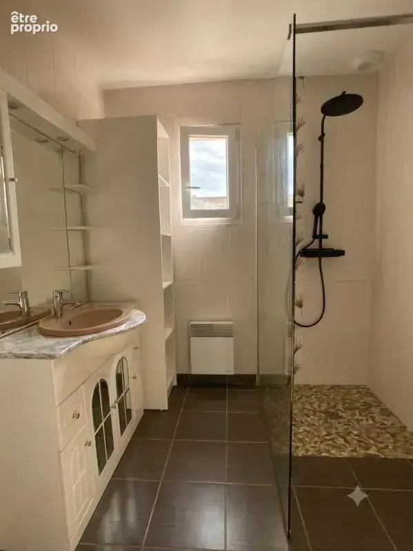 Maison 3 chambres prête à vivre, idéalement située à Givrand - photo 10