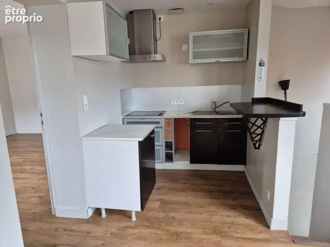 Appartement 132 m² à Cholet  - photo 3