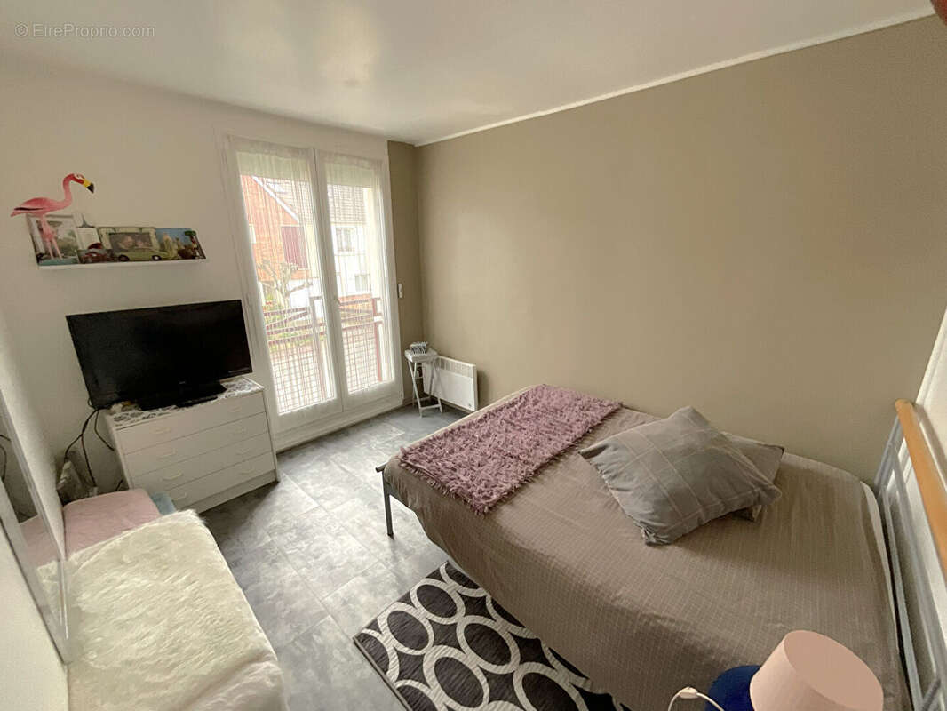 Maison à MONTIGNY-LE-BRETONNEUX