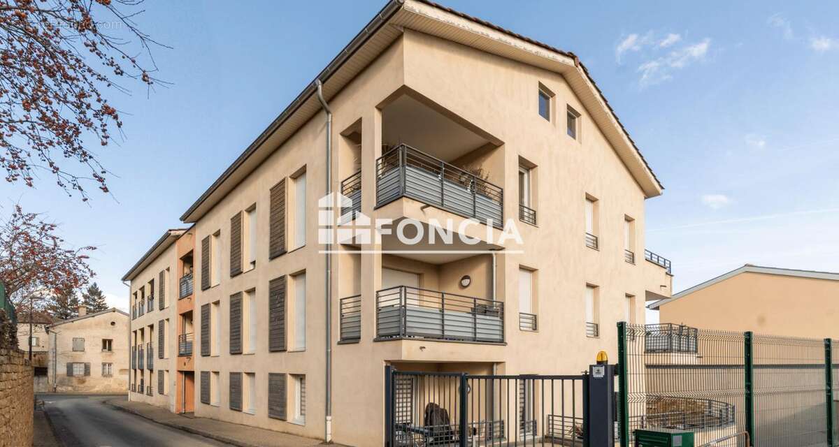 Appartement à MONTANAY