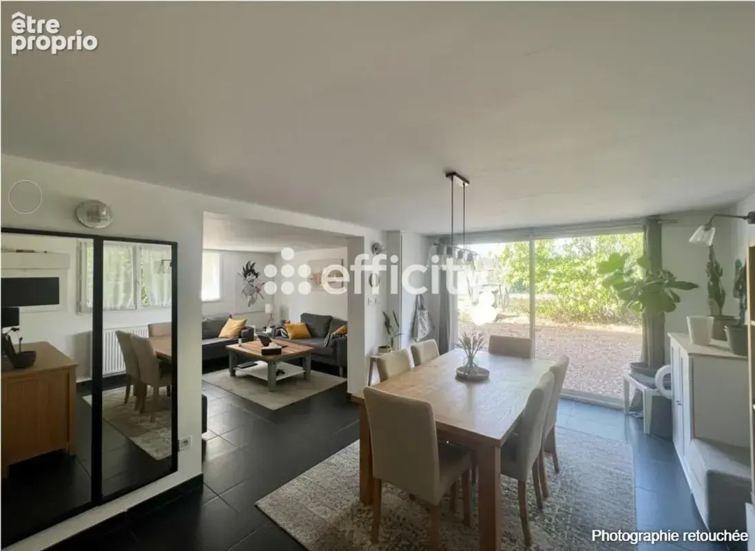 Maison 133 m² à Chambray-Les-Tours  - photo 1