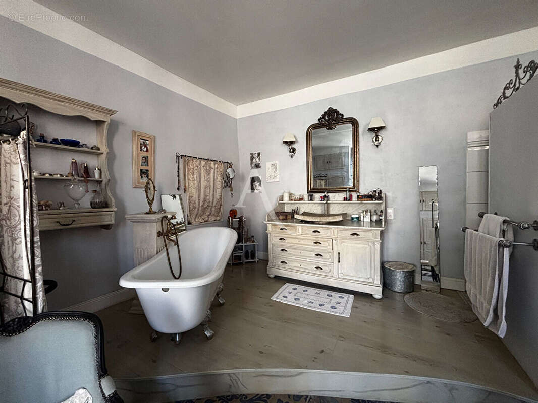 Maison à LUC-SUR-ORBIEU