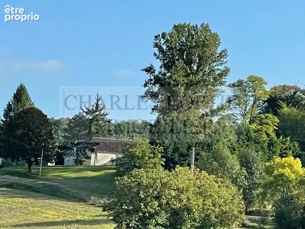  Bel ensemble avec 3 bâtiments rénovés, hangar, piscine et vues dominantes - photo 51
