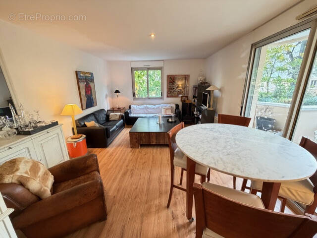 Appartement à CALUIRE-ET-CUIRE